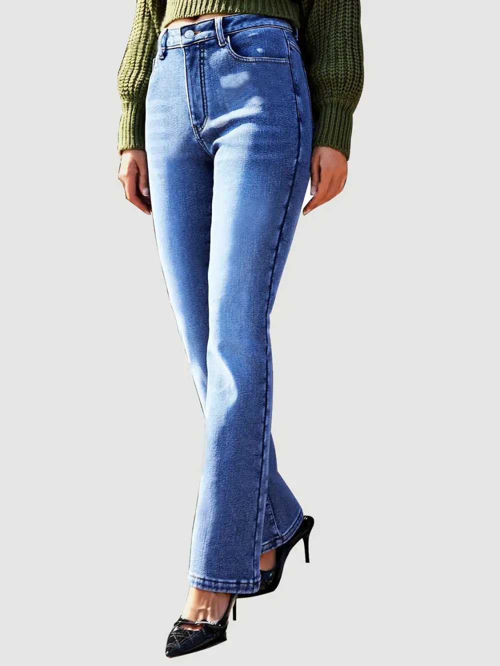 Fresh Washed Pocketed Stretch Straight Leg Jeans