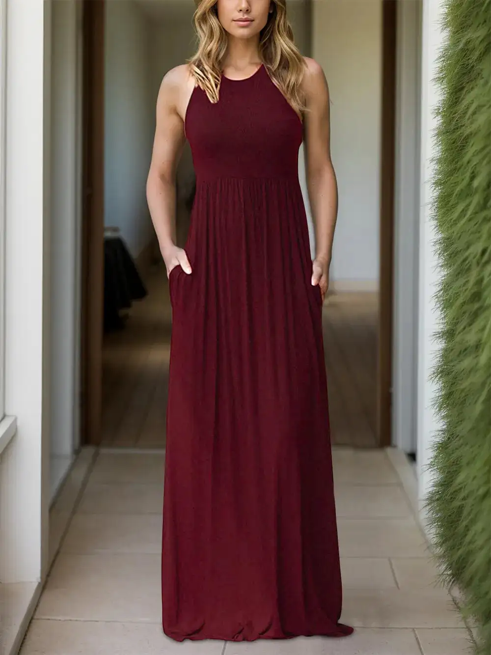 Pocket Detail Round Neck Dress