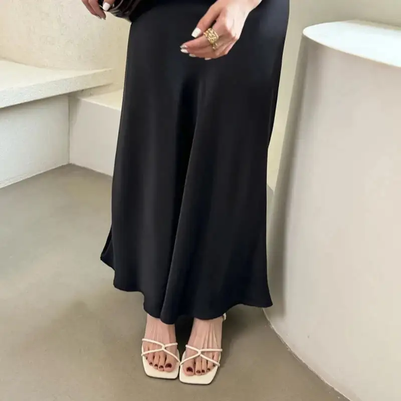 Open-Toe Block-Heel Heeled Sandals