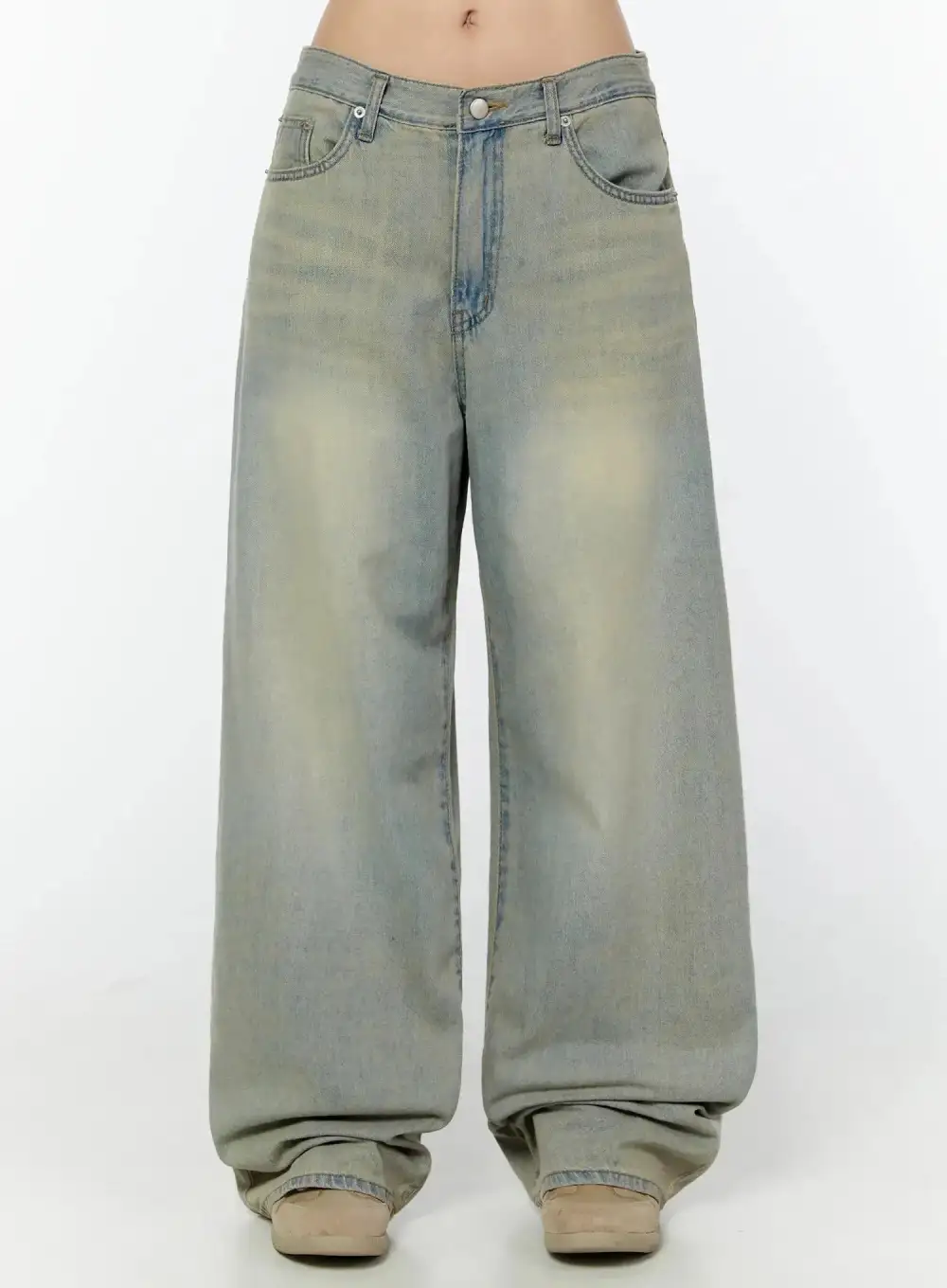 Washed Baggy Jeans