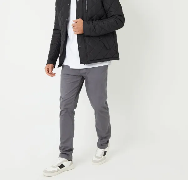 Men's Black Water-Resistant Diamond-Quilted Funnel-Neck Jacket