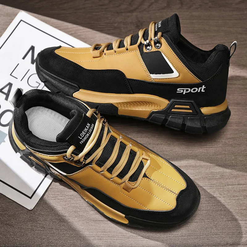 Men's Roomy Toe Trail Shoes