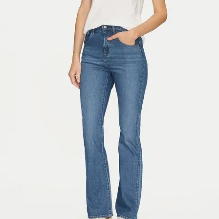 Refined Classic Women's Jeans