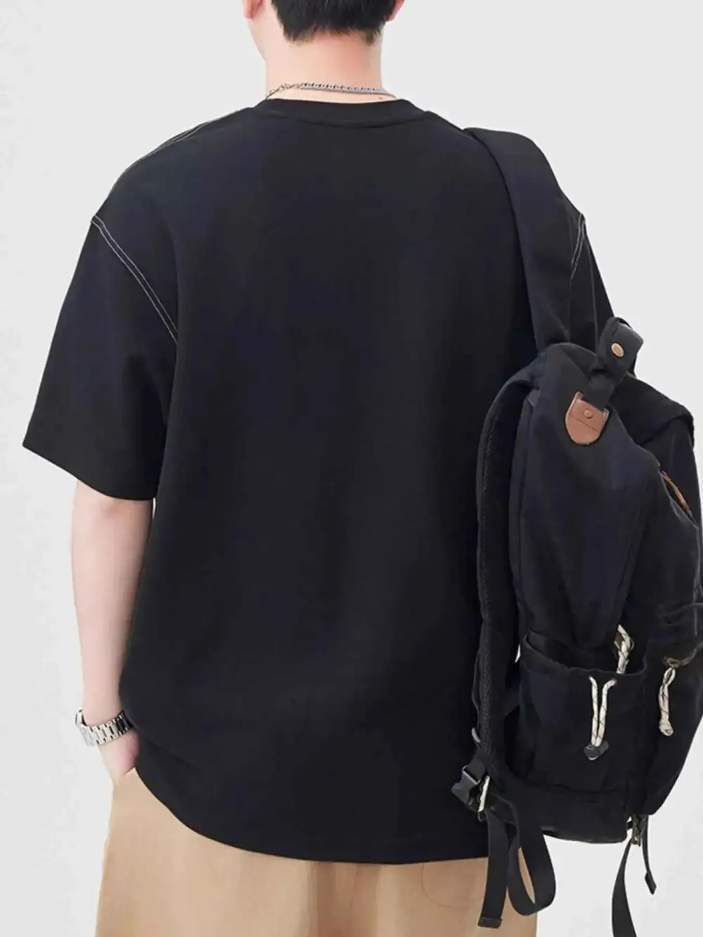 Lightweight Round Neck Short Sleeve T-Shirt