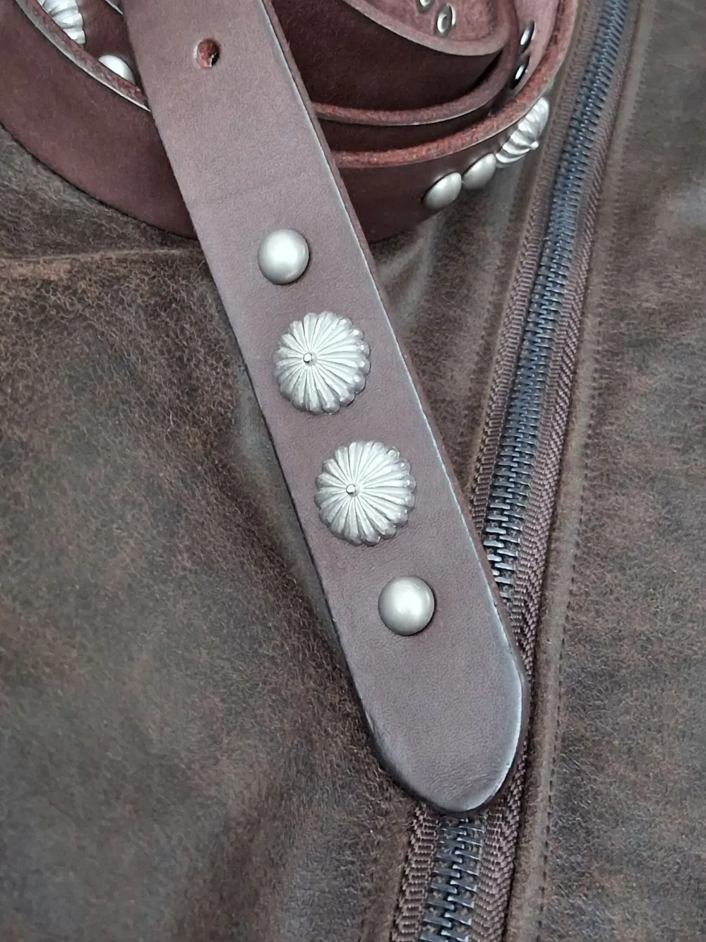 Polished Buckle Slim Leather Belt