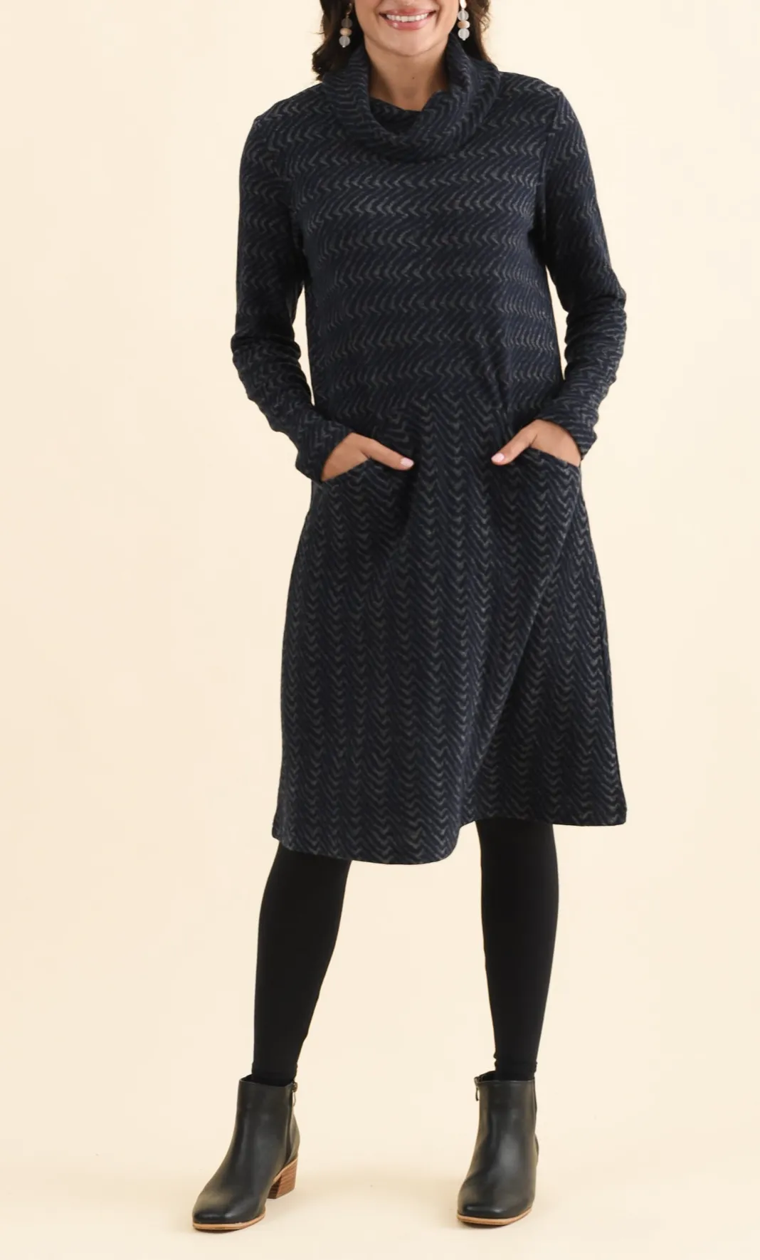 Knee-Length Cotton Pocket Cowl-Neck Long-Sleeve A-Line Dress