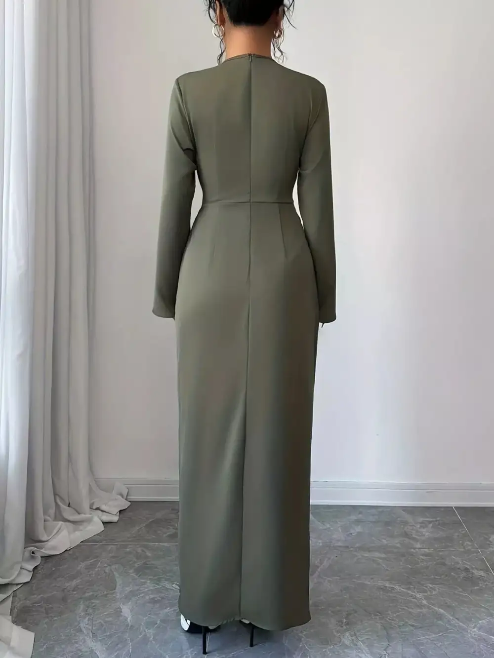 Polished Detail Slit Long Sleeve Maxi Dress