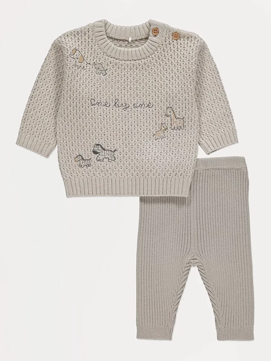Sand Animal Embroidery Textured Jumper and Ribbed Leggings Outfit