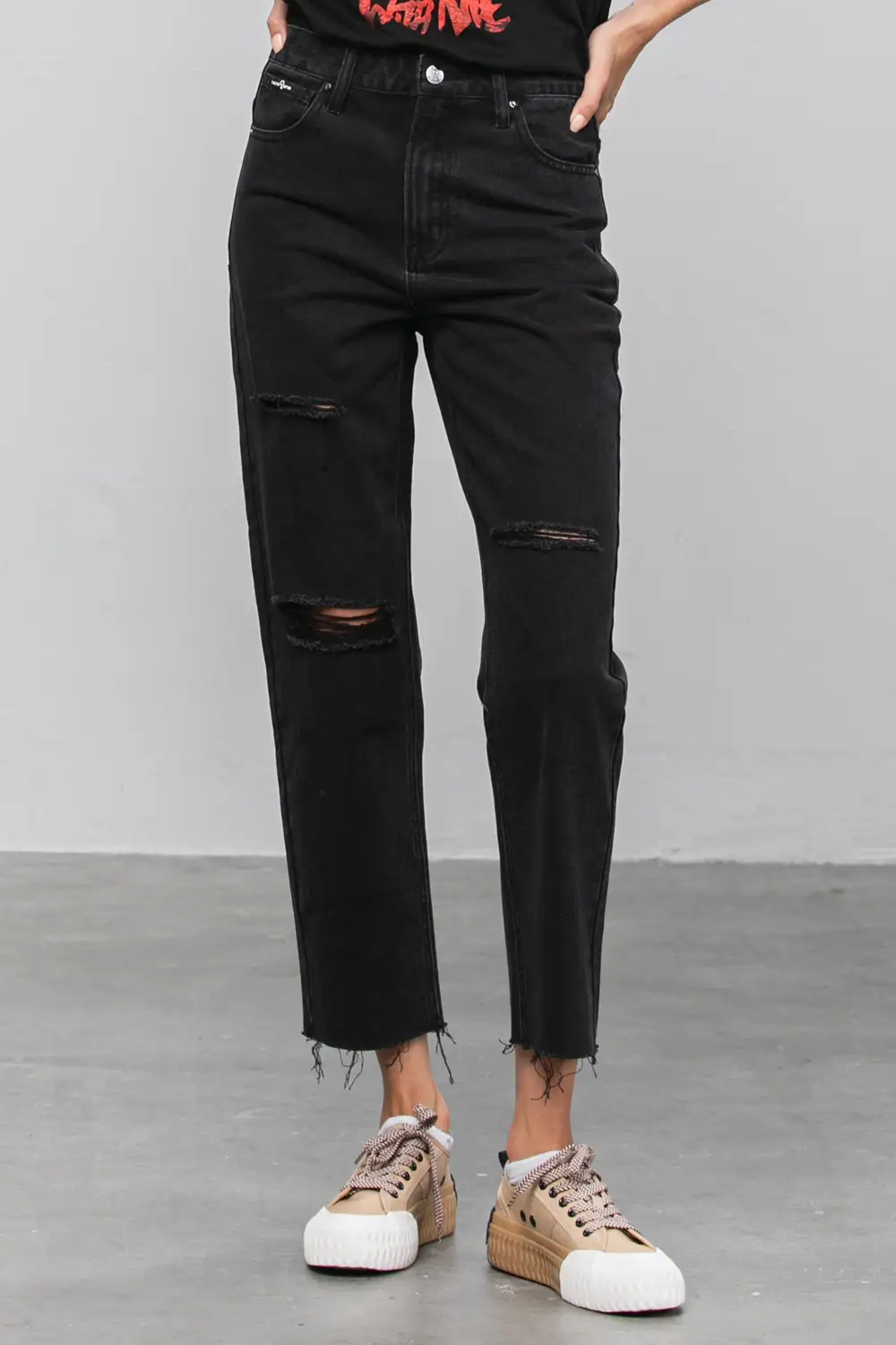 Contemporary Everyday Straight Jeans