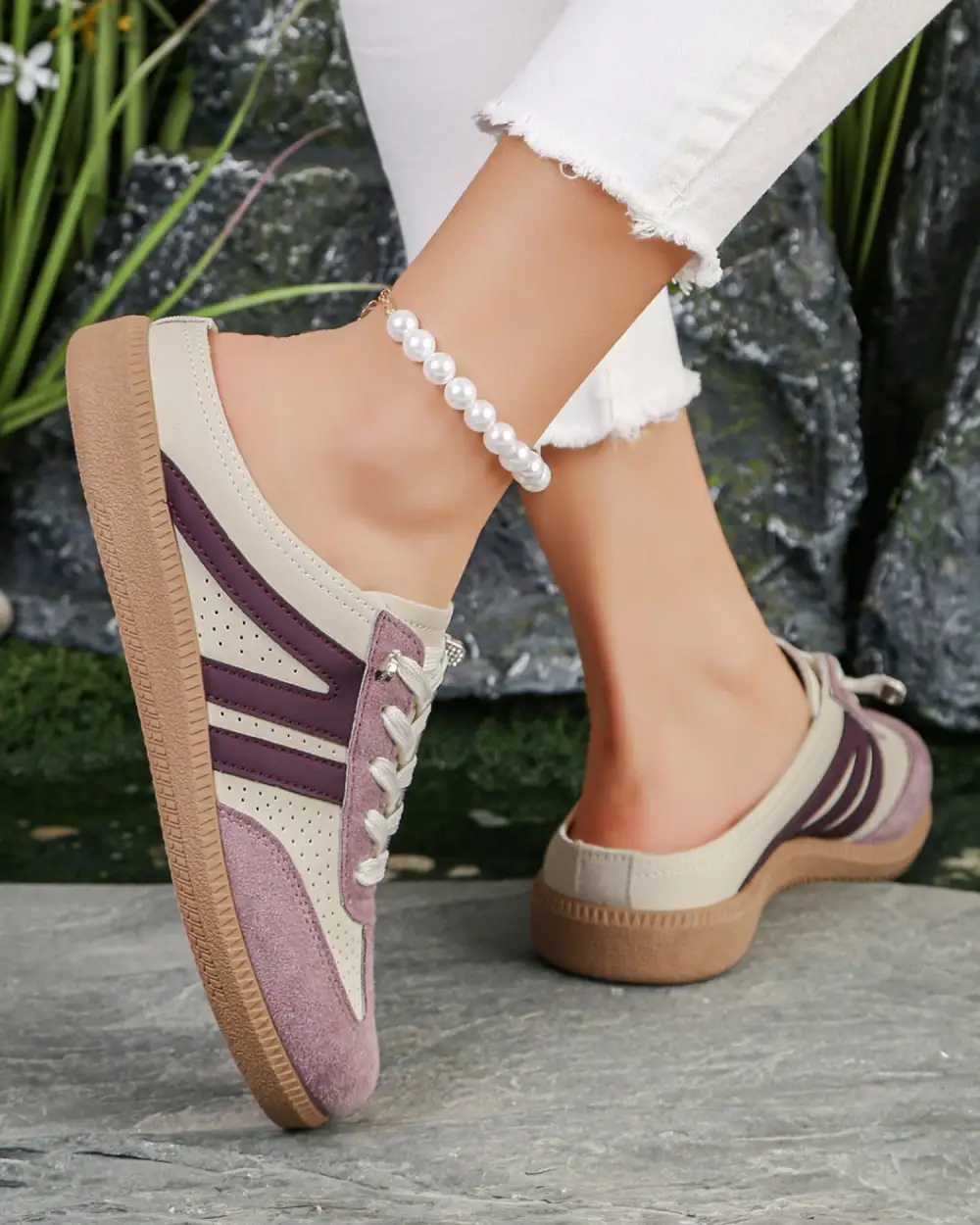 Soft Detail Casual Sneakers