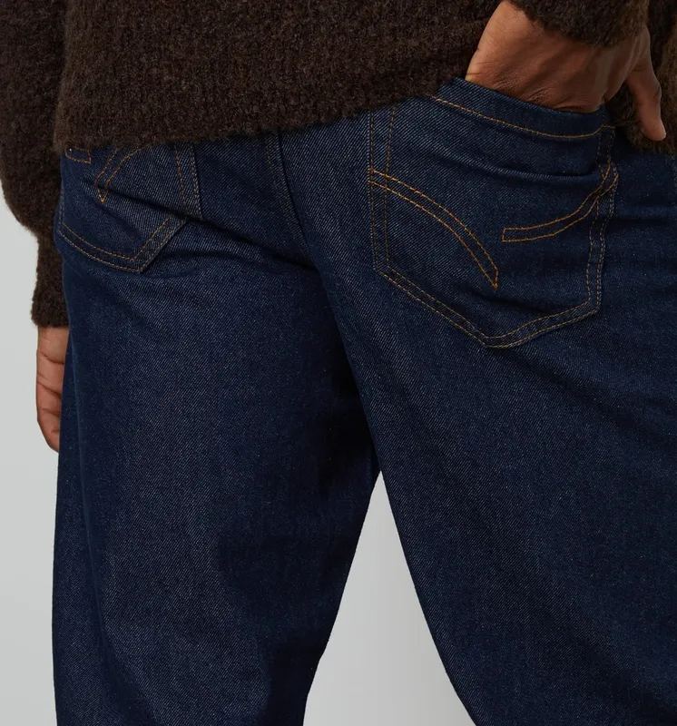 Rinse Wash Straight-Leg Jeans
