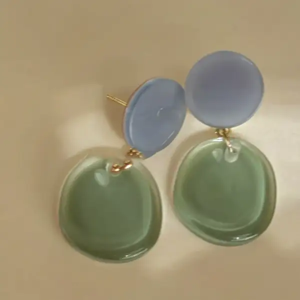 Minimal Resin Statement Earrings