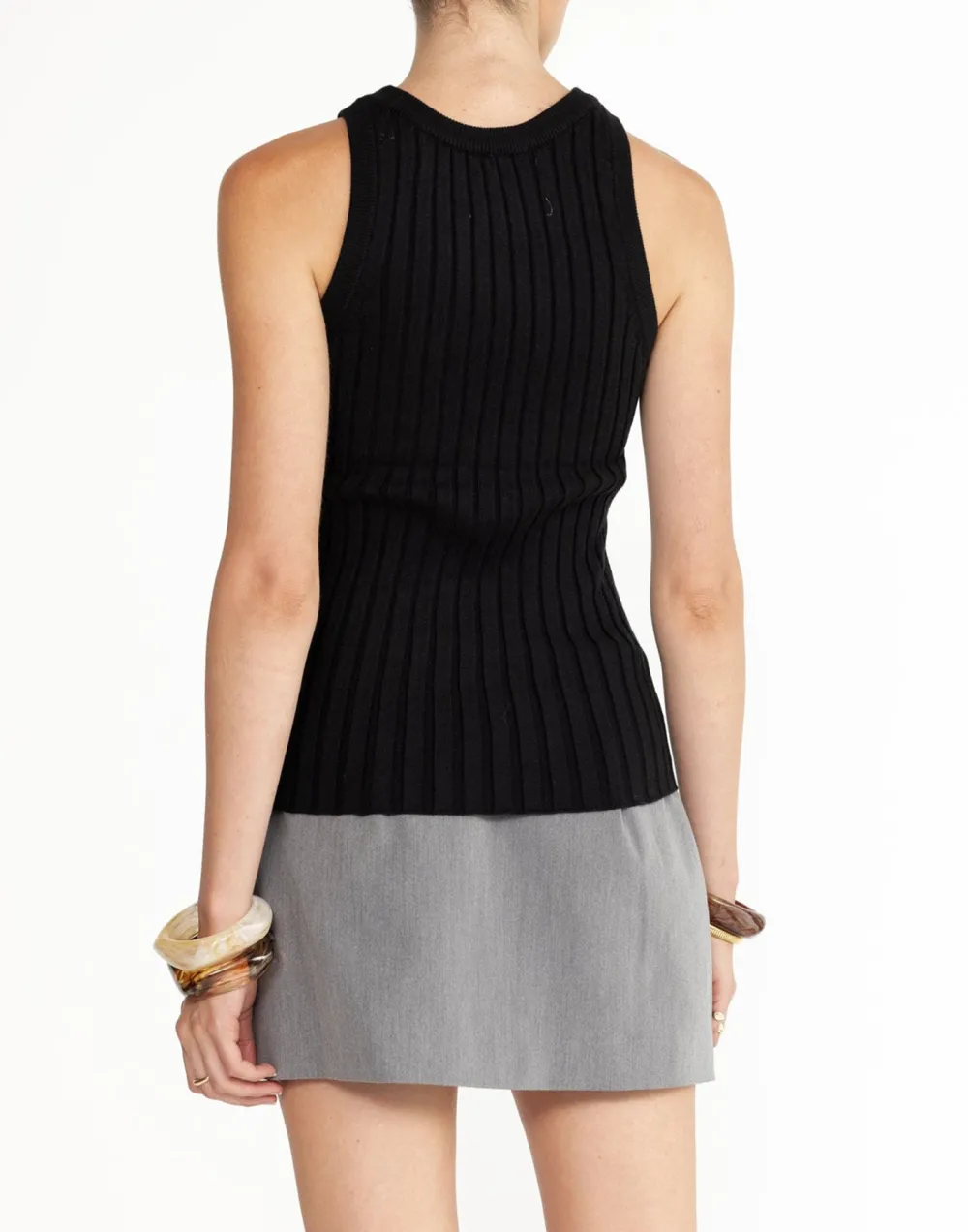 Simple 3D Ribbed Sleeveless Vest