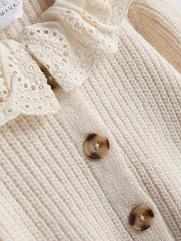 1-9yrs | Broderie Anglaise Collared Cardigan detail 2