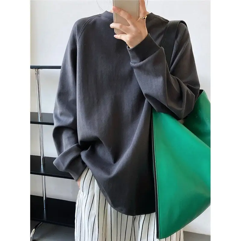 Classic Round Neck Long Sleeve T-Shirt
