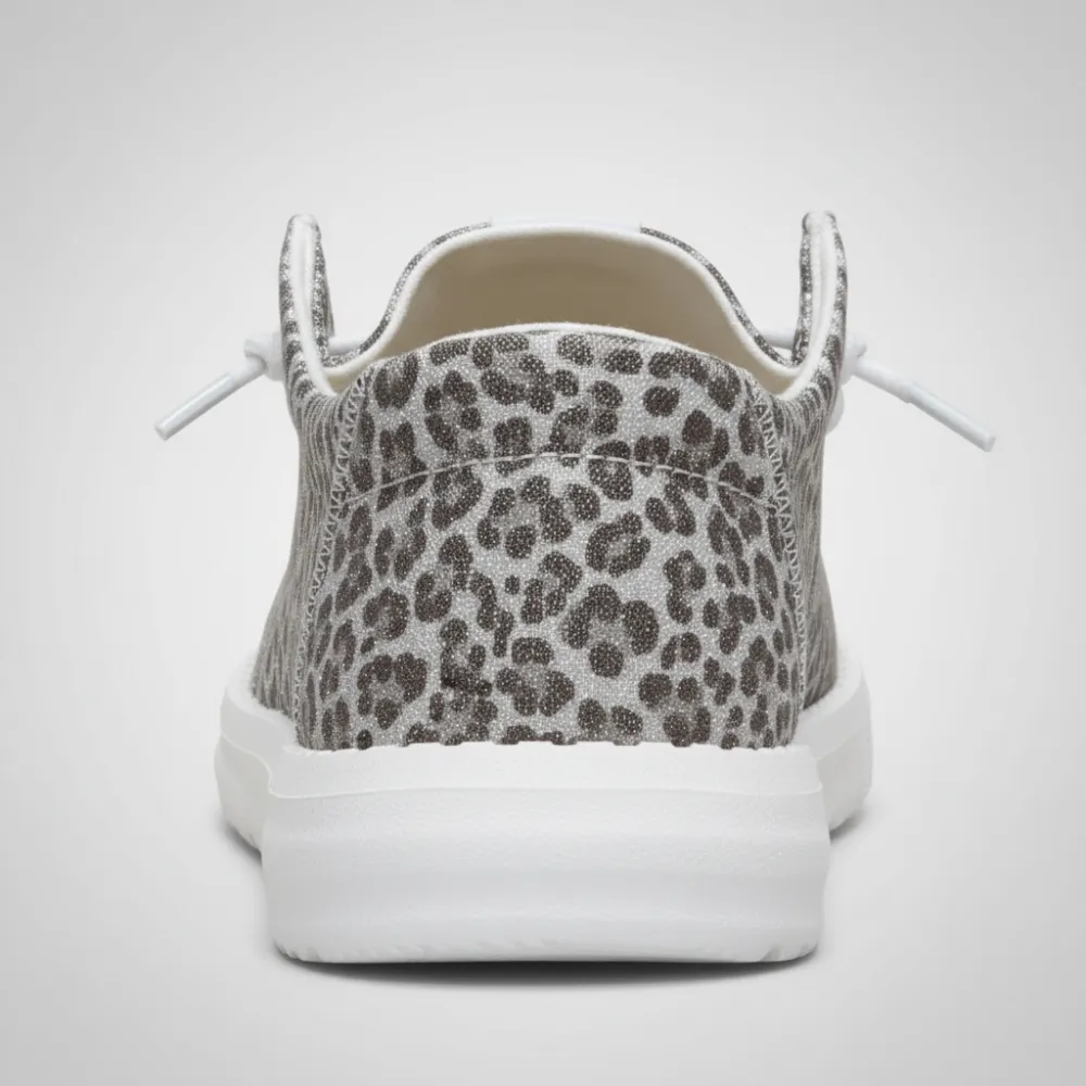 Wendy Luxe Leo Casual Shoes