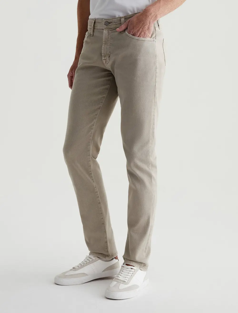 Men's Modern Slim Zip Fly Faded Jeans