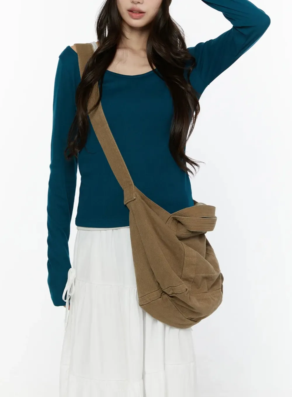 Scoop-Neck Long Sleeve Top