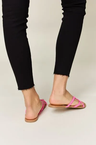 Open-Toe Crisscross Flat Sandals