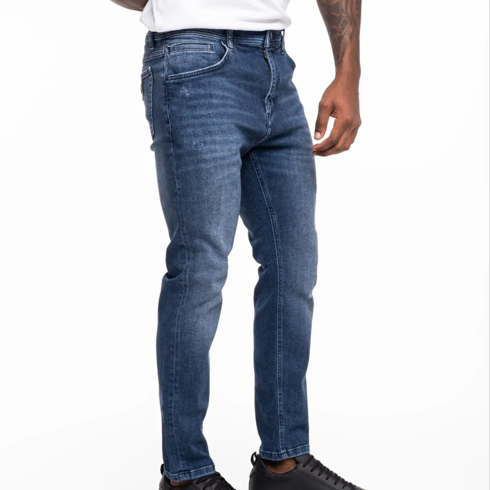 Refined Skinny Cropped Five Pocket Jeans