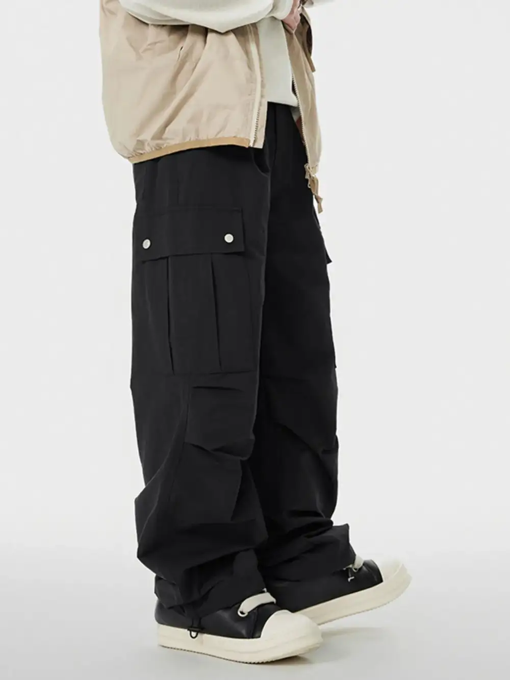 Everyday Wide Leg Cargo Pants