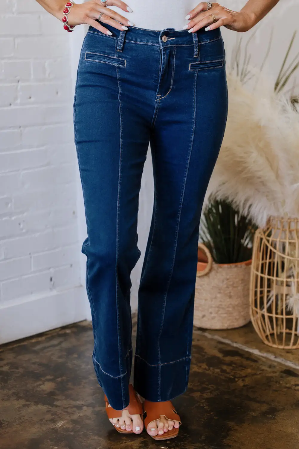 Smooth Pleated Denim Jeans