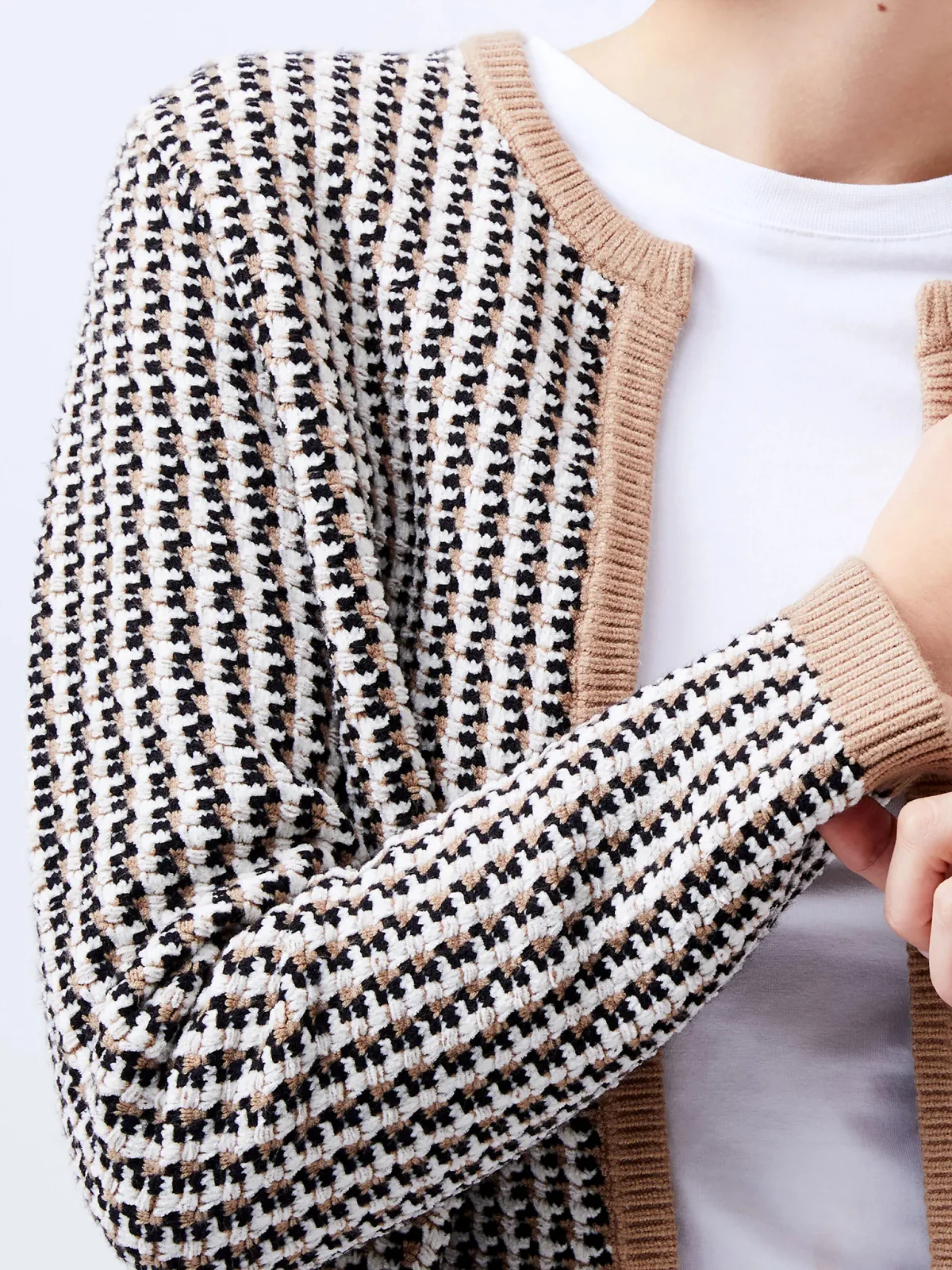 Stylish Textured Crewneck Cardigan