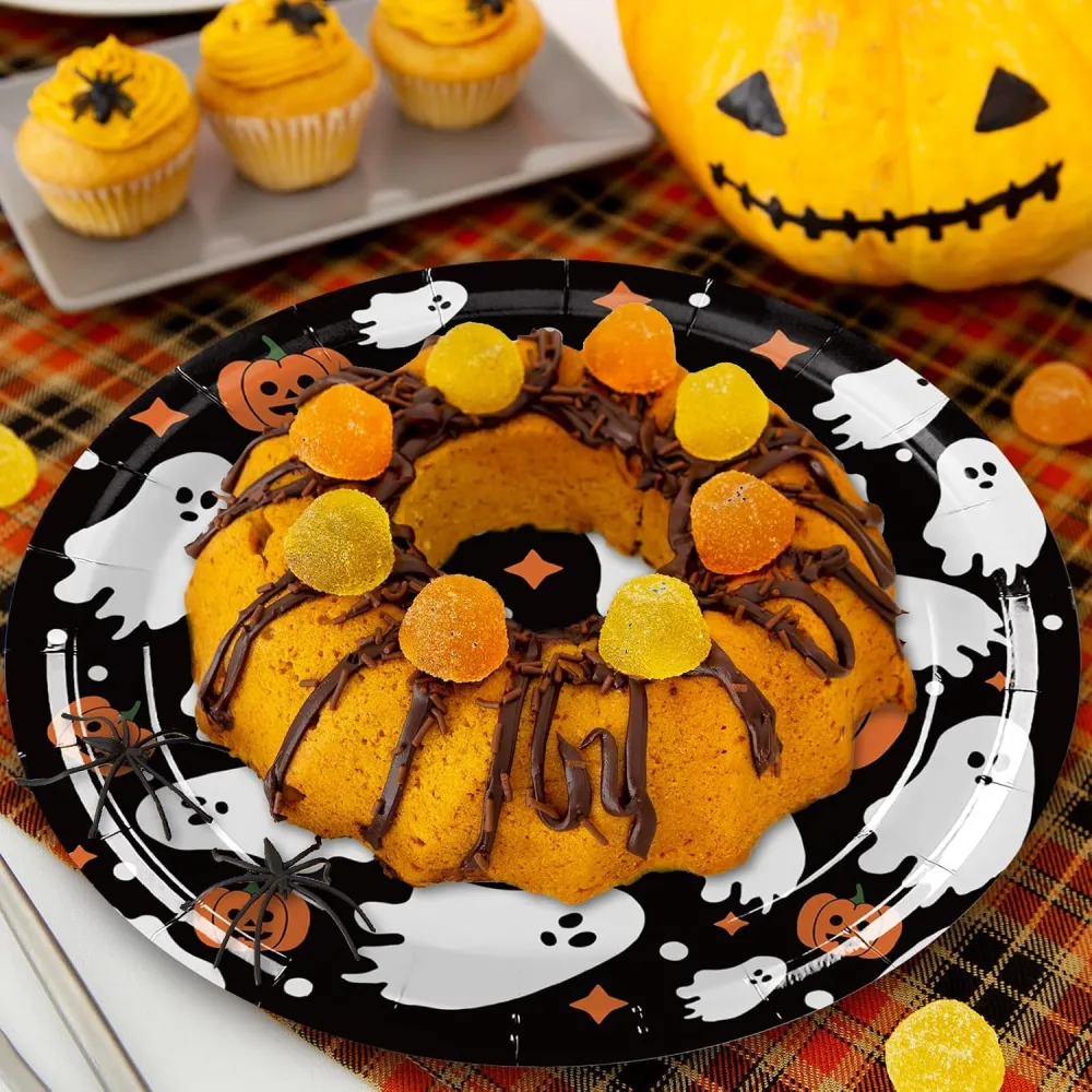 24Pcs Halloween Paper Plates Cute Ghost Pumpkin Disposable Plates 9 Inch Black Decorative Dinner Dessert Plate for Party Tableware Supplies