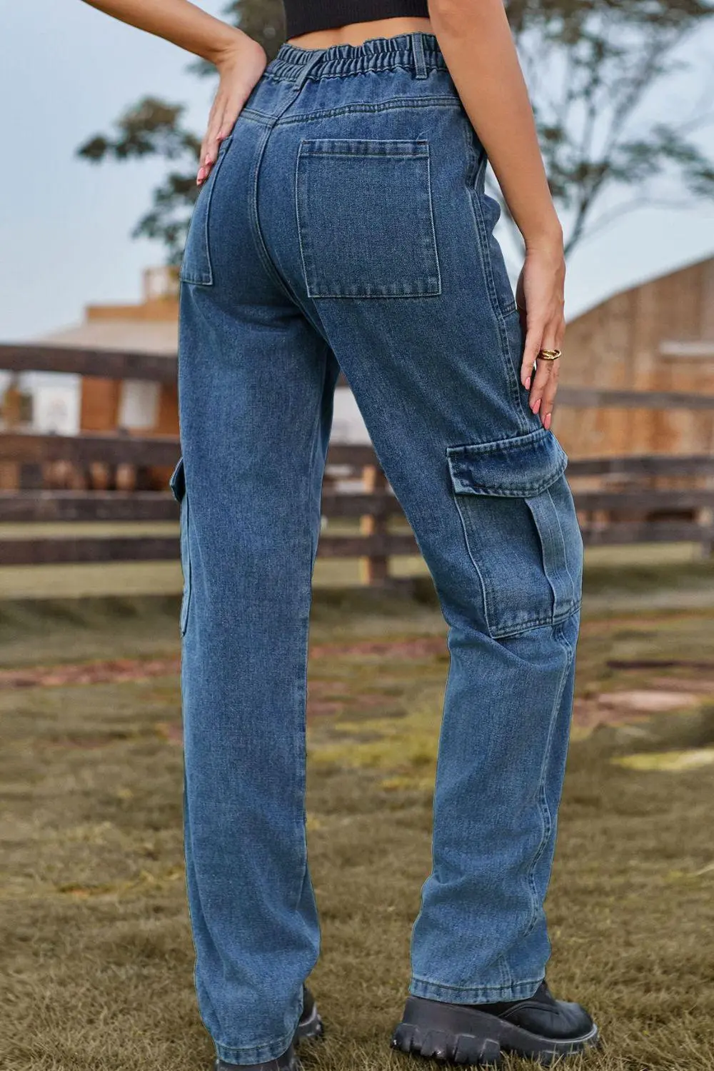 Washed Loose Fit Pocketed Denim Jeans