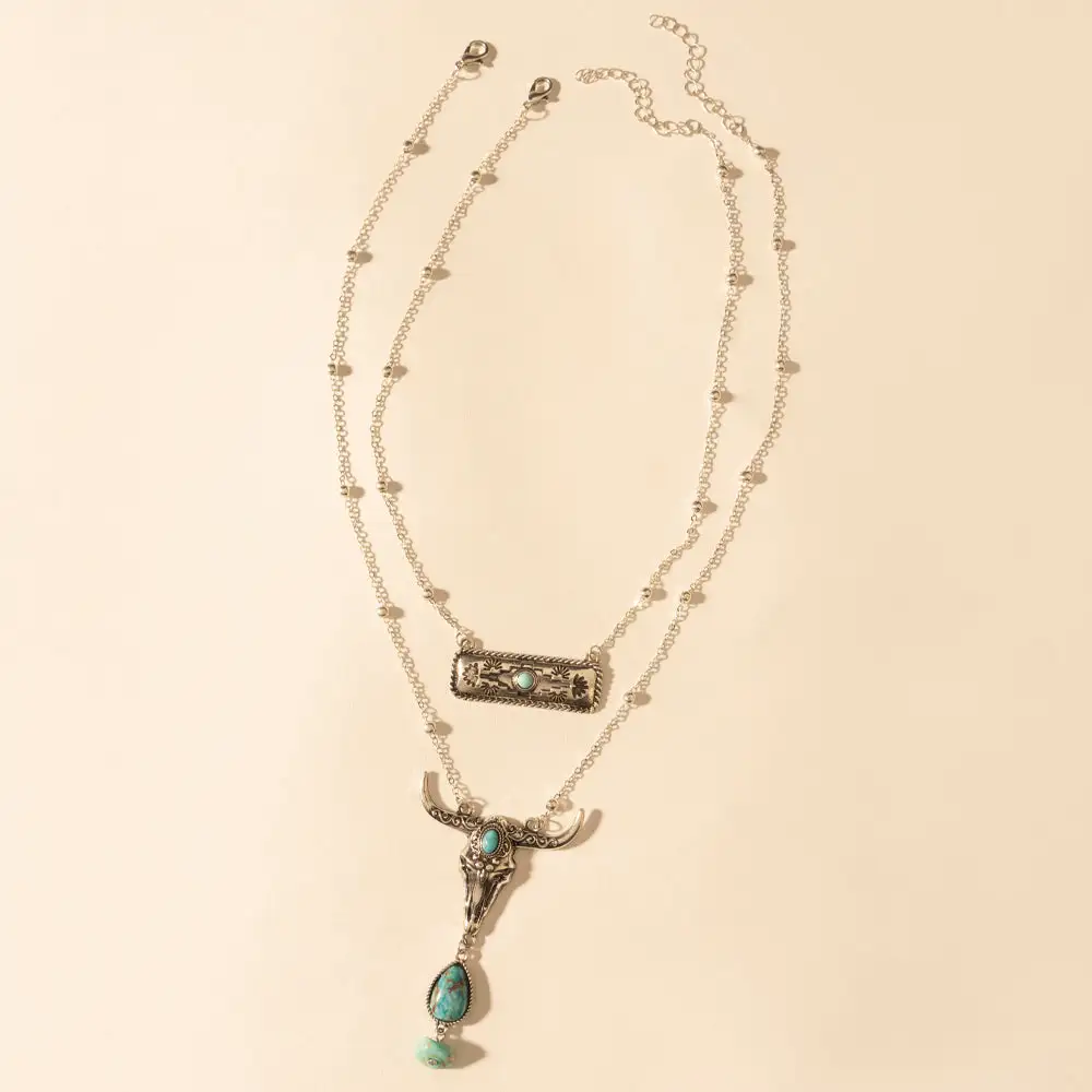 Casual Horn Necklace