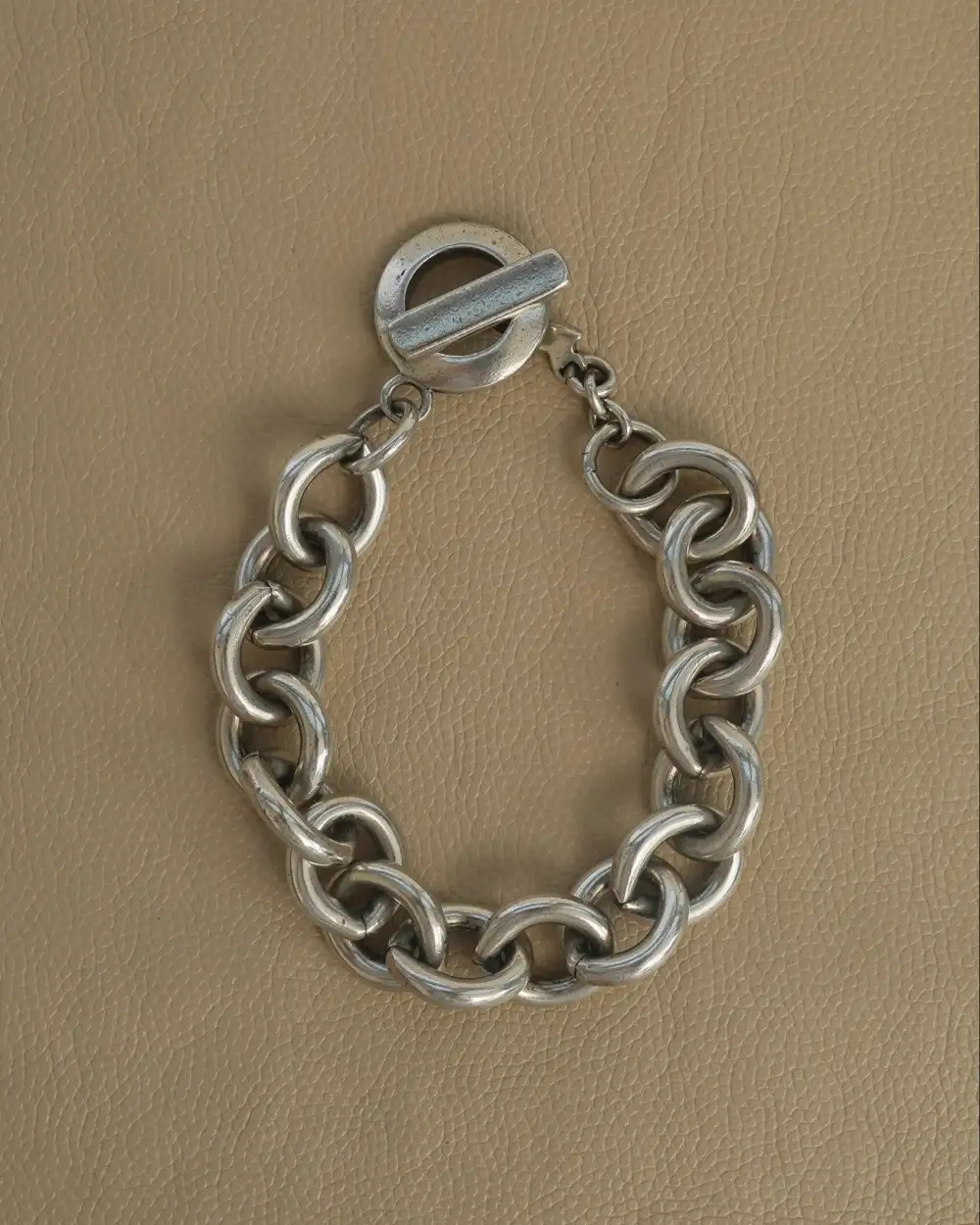 Streamlined Chain Bracelet