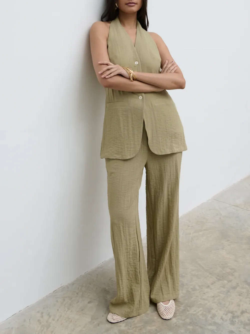 Sleeveless Halterneck Waistcoat