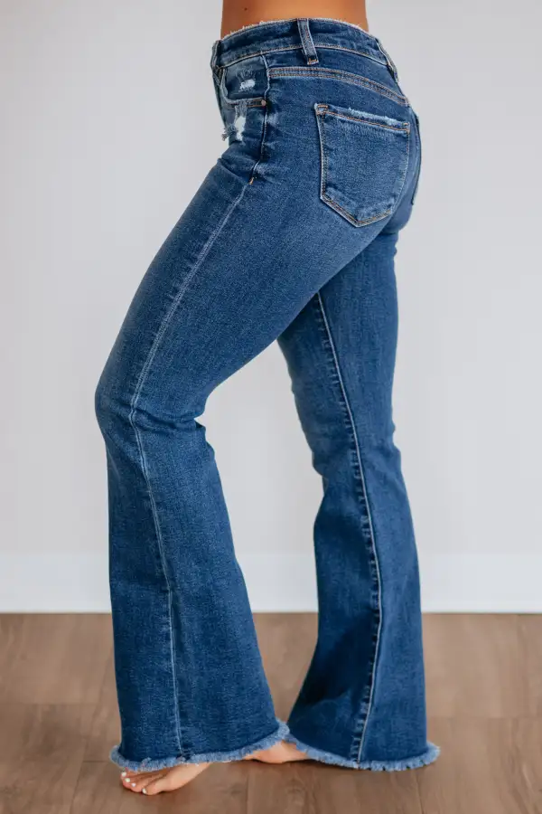 Women's High Rise Flared Leg Frayed Hem Jeans