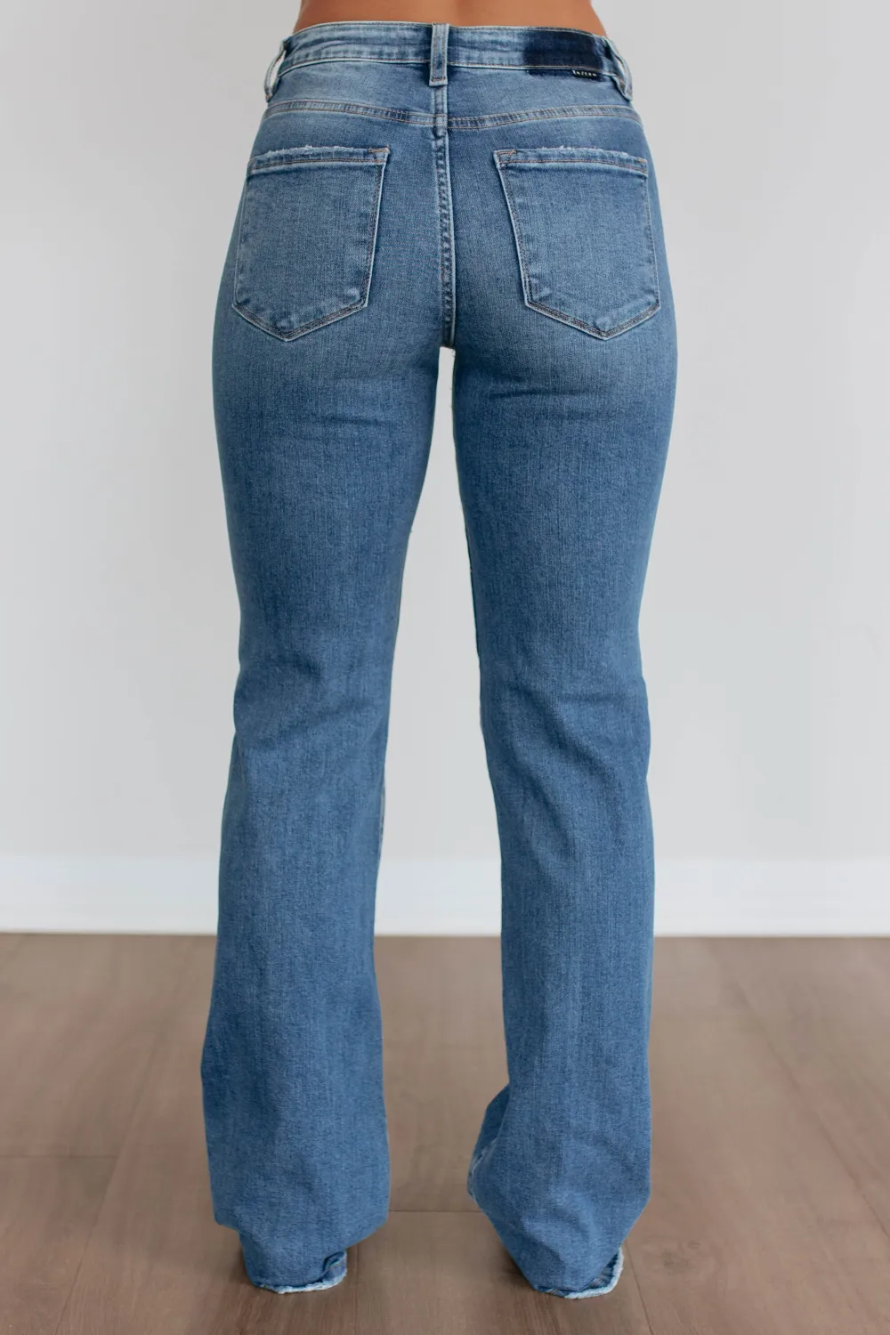 Women's High Rise Straight Leg Tummy Control Jeans