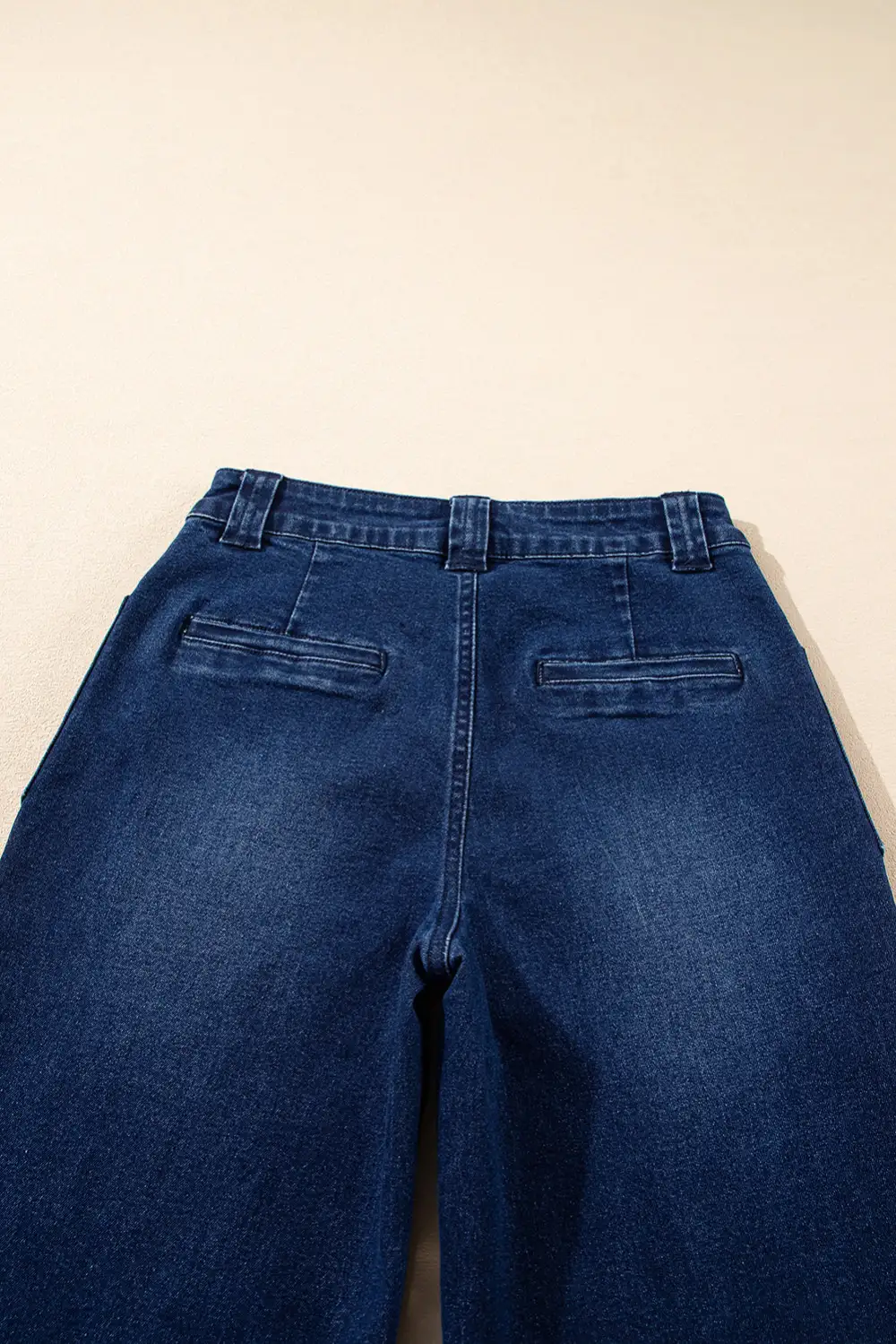 Refined Mid-Rise Pocketed Stretch Straight Leg Jeans