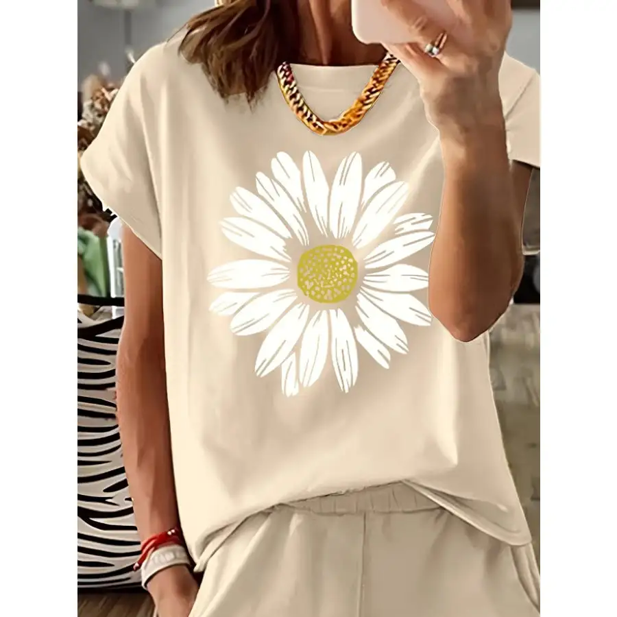 Daisy Short Sleeve Top and Shorts Two Piece Set