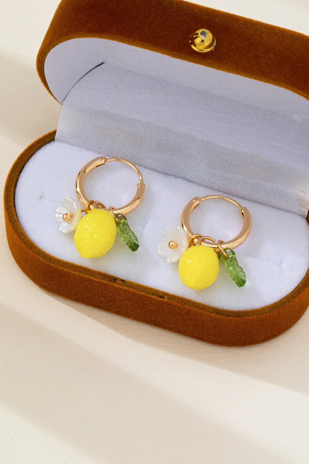 Lemon Leaf Daisy Charms Hoop