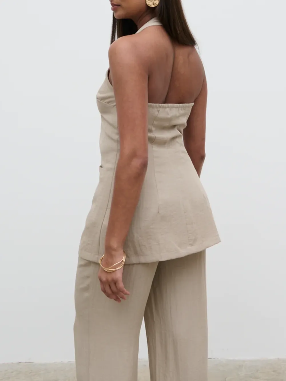 Sleeveless Halterneck Waistcoat