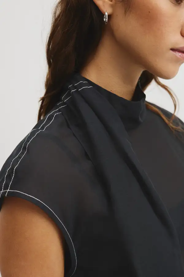 Women's Classic Relaxed Classic Shirt