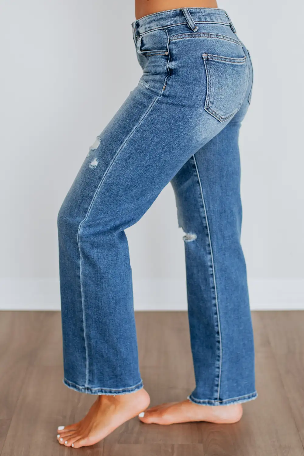 Women's Mid Rise Straight Leg Ankle Length Jeans
