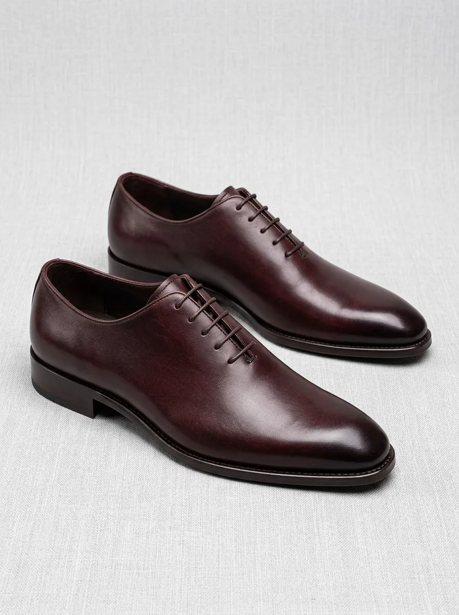 Sleek Polished Plain Toe Formal Oxfords
