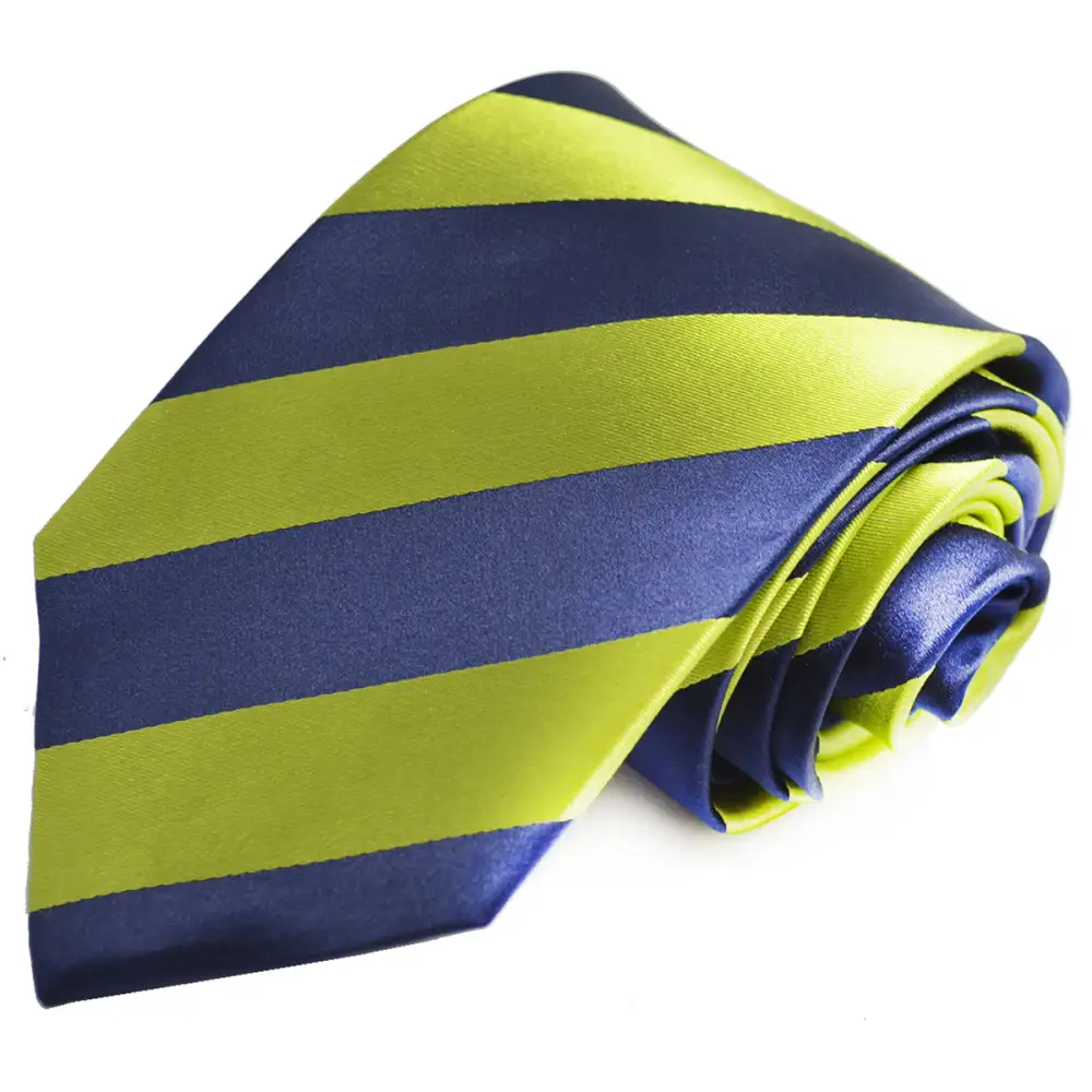Elegant Silk Striped Men's Necktie Accessory Set
