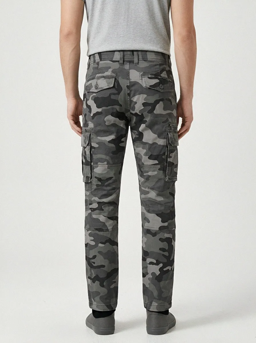 Adventure-Ready Camouflage Tactical Camouflage Cargo Pants