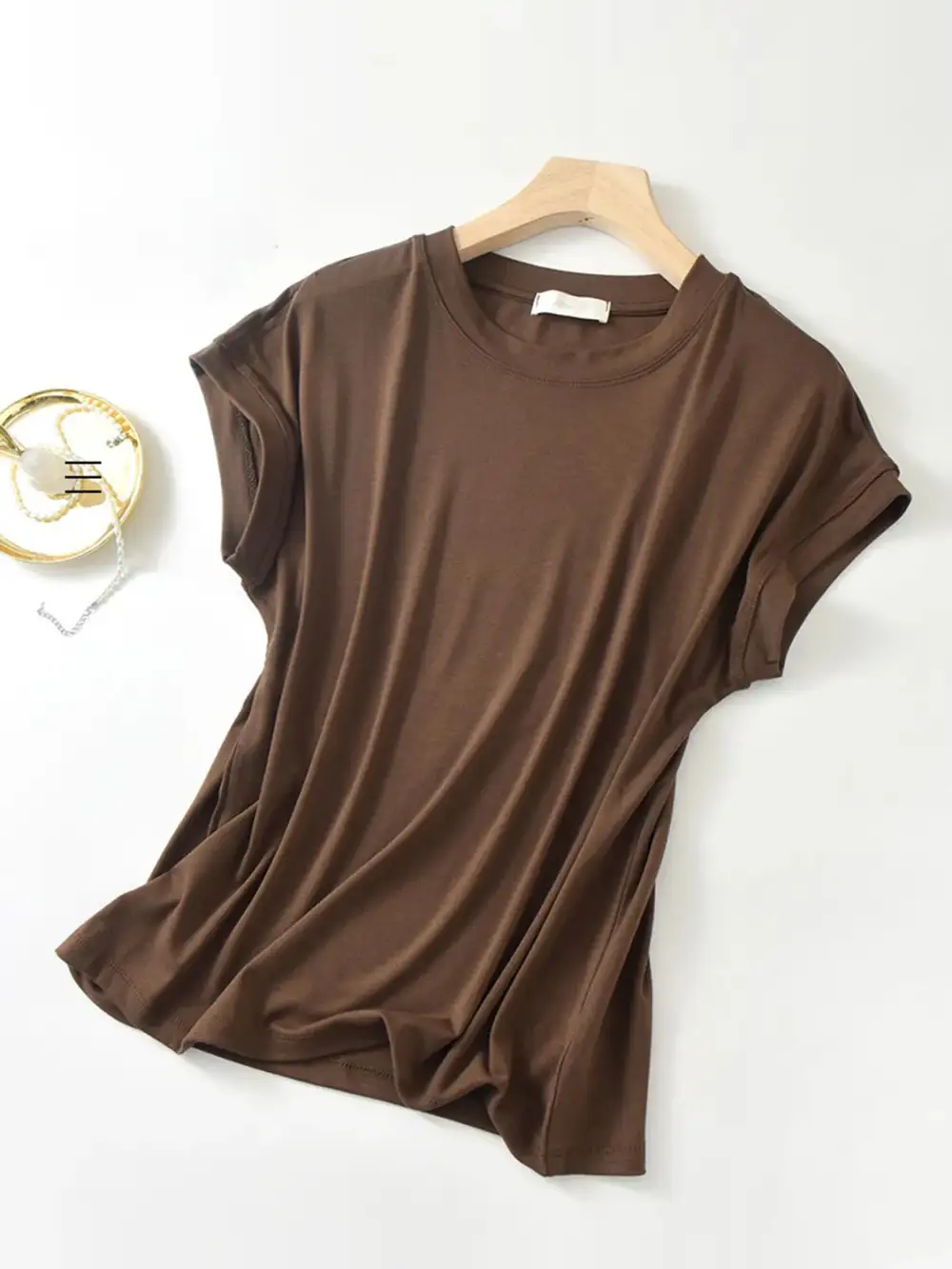 Sleek Round-Neck Short-Sleeve T-Shirt