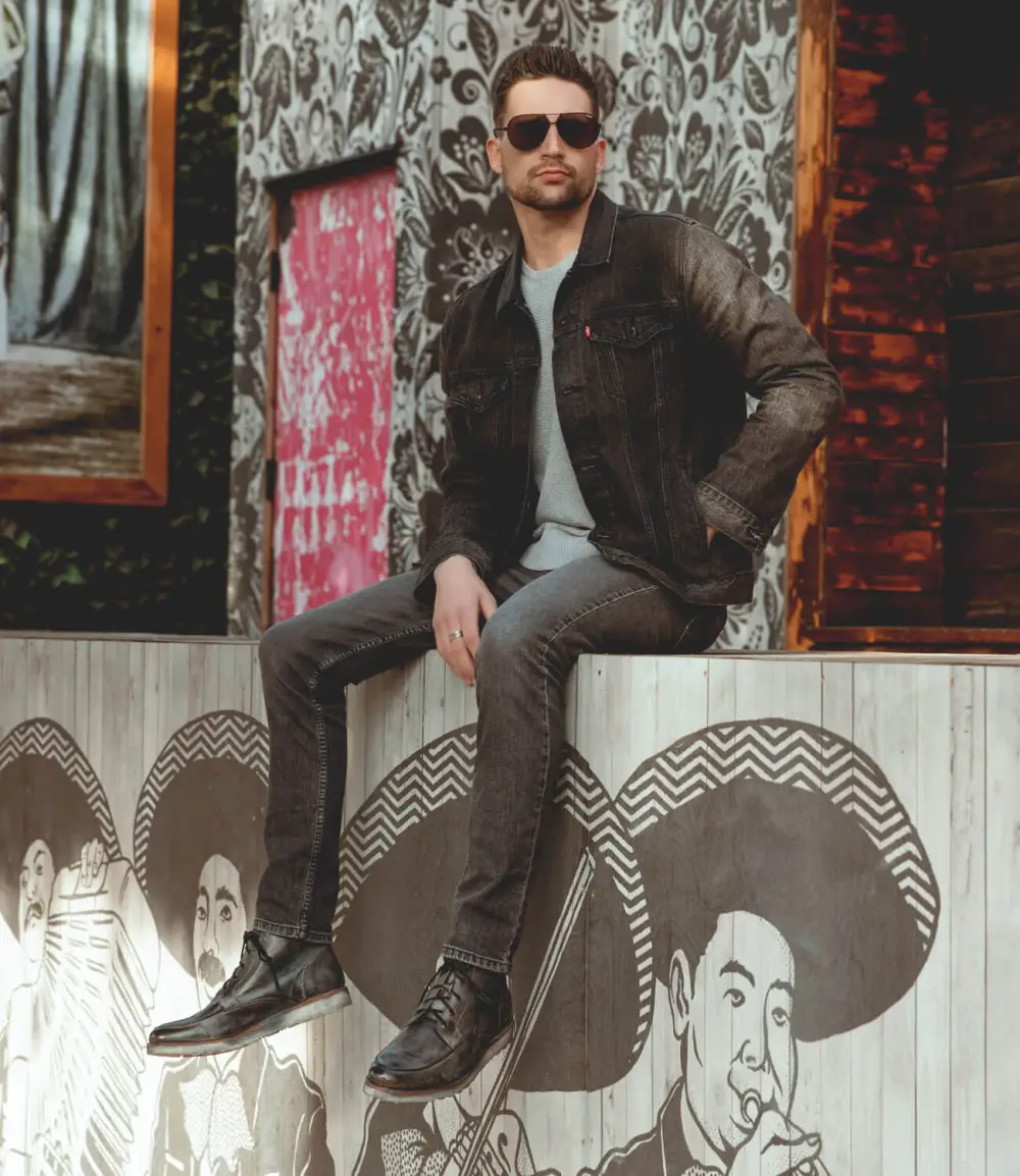 Apron-Toe Lace-Up Distressed Work Boots