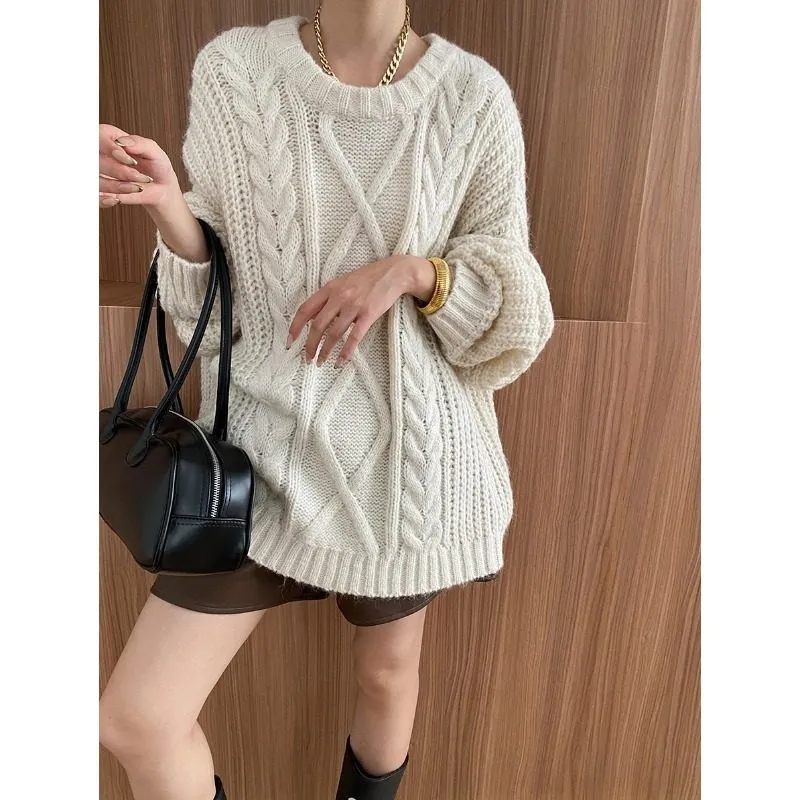 Everyday Round Neck Cable Knit Sweater