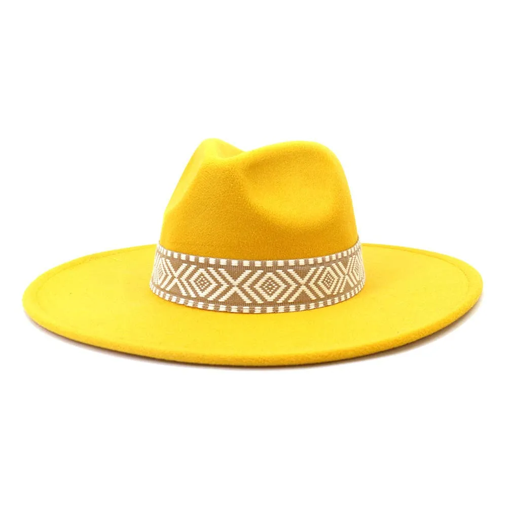 Big Brim Peach Heart Top Aztec Pattern Belt Jazz Hat