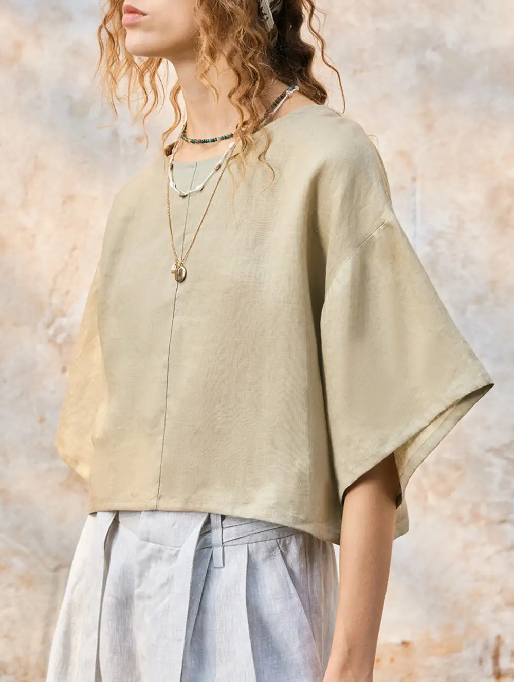 Linen Crew Neck Short Sleeve Tee