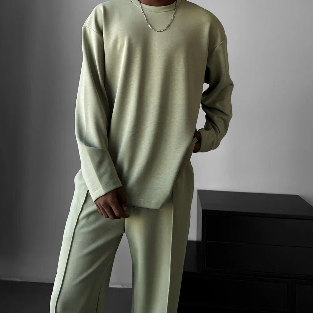 Urban Relaxed Sweatshirt