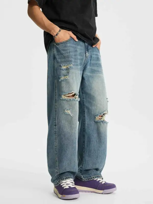 Distressed Relaxed Fit Baggy Jeans
